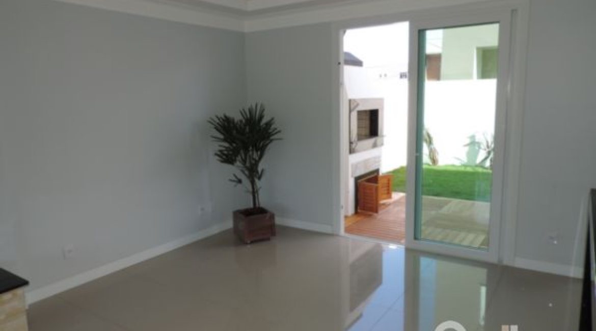 Casa em Condomínio à venda com 164m², 3 dormitórios, 1 suíte, 2 vagas, no bairro Hípica em PORTO ALEGRE