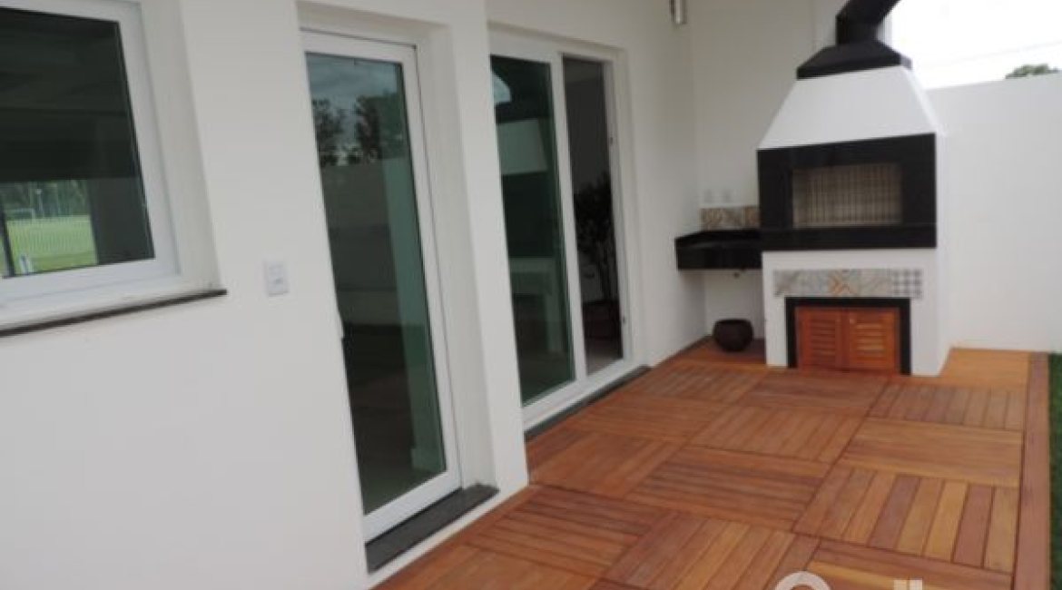 Casa em Condomínio à venda com 164m², 3 dormitórios, 1 suíte, 2 vagas, no bairro Hípica em PORTO ALEGRE