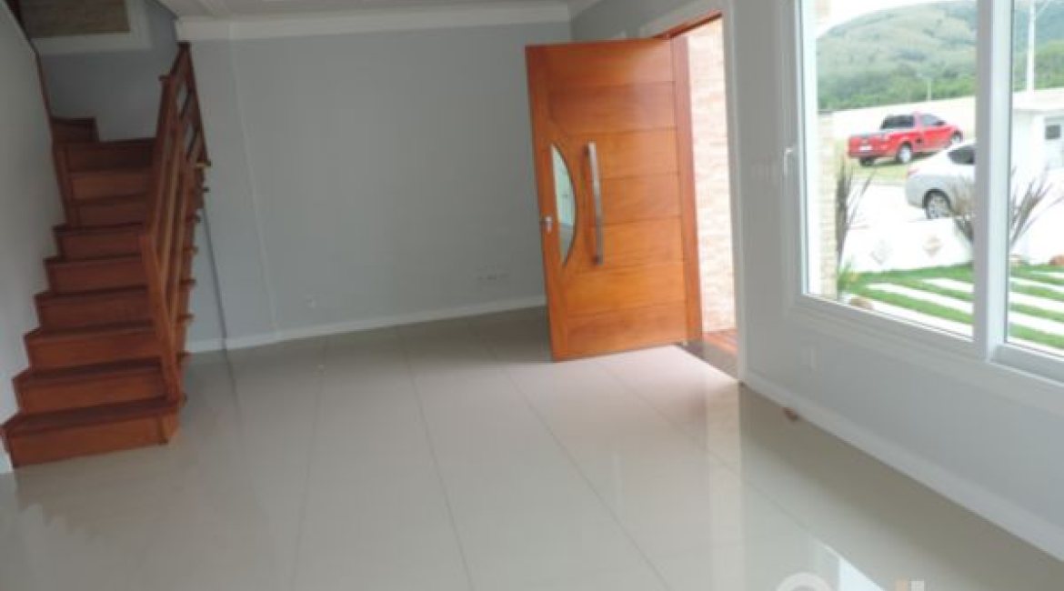 Casa em Condomínio à venda com 164m², 3 dormitórios, 1 suíte, 2 vagas, no bairro Hípica em PORTO ALEGRE