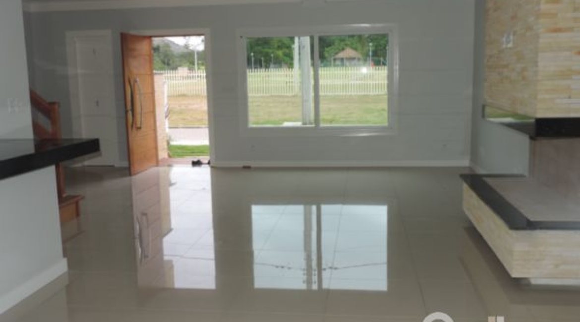 Casa em Condomínio à venda com 164m², 3 dormitórios, 1 suíte, 2 vagas, no bairro Hípica em PORTO ALEGRE