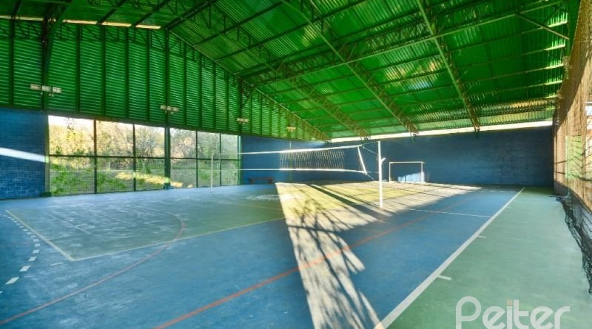 Casa em Condomínio à venda com 450m², 6 dormitórios, 4 suítes, 2 vagas, no bairro Terra Ville em Porto Alegre