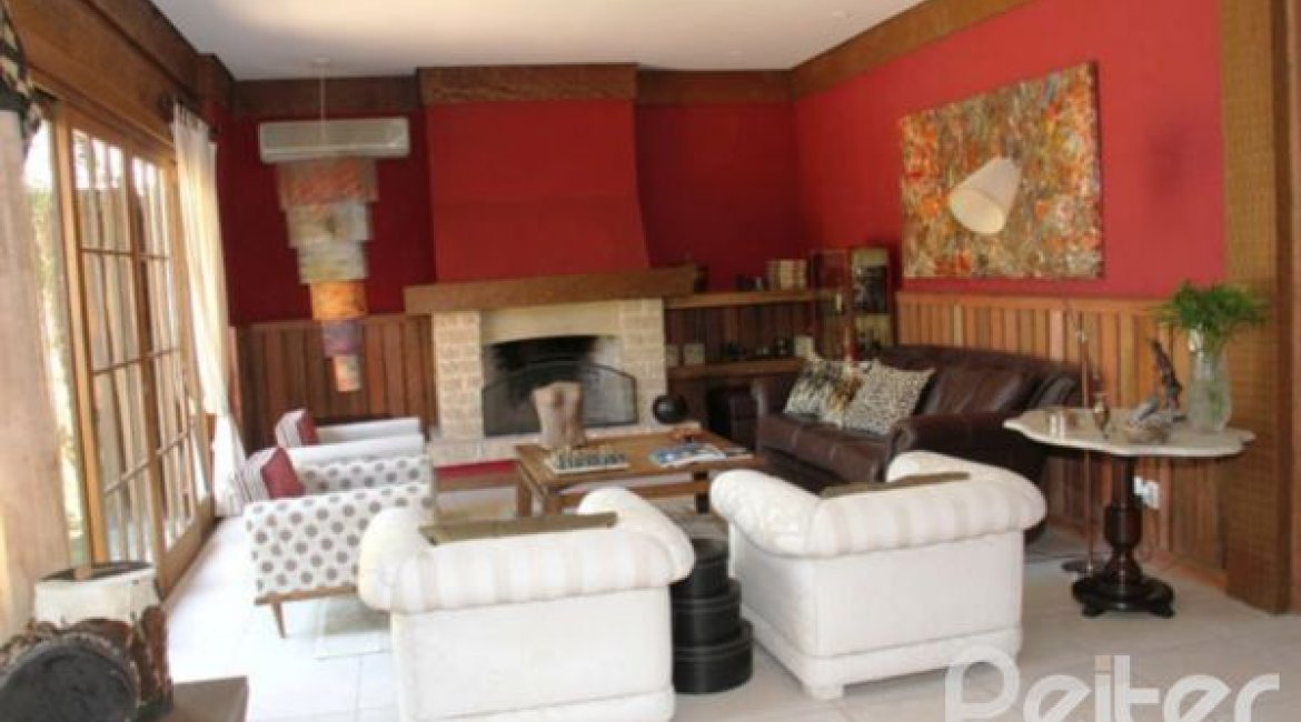 Casa em Condomínio à venda com 450m², 6 dormitórios, 4 suítes, 2 vagas, no bairro Terra Ville em Porto Alegre