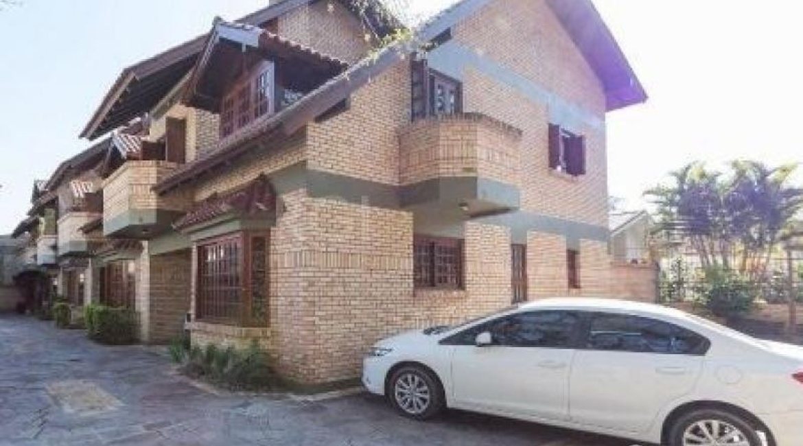 Casa em Condomínio à venda com 145m², 3 dormitórios, 1 suíte, 1 vaga, no bairro Jardim Isabel em Porto Alegre