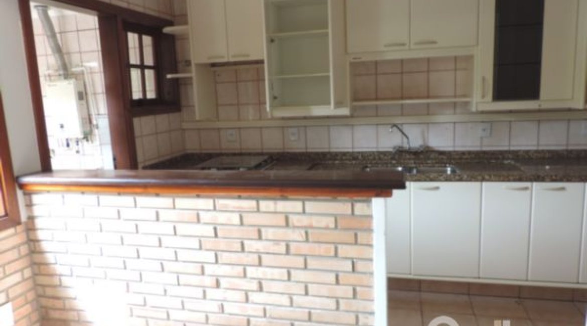 Casa em Condomínio à venda com 145m², 3 dormitórios, 1 suíte, 1 vaga, no bairro Jardim Isabel em Porto Alegre