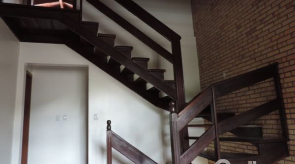 Casa em Condomínio à venda com 145m², 3 dormitórios, 1 suíte, 1 vaga, no bairro Jardim Isabel em Porto Alegre