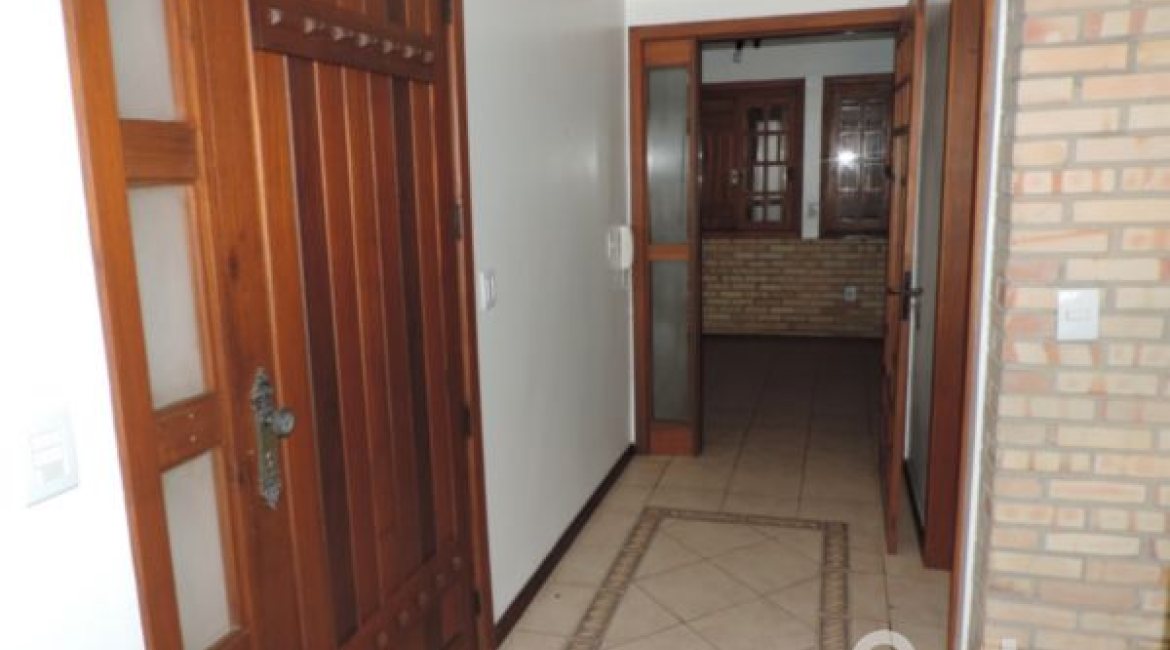 Casa em Condomínio à venda com 145m², 3 dormitórios, 1 suíte, 1 vaga, no bairro Jardim Isabel em Porto Alegre