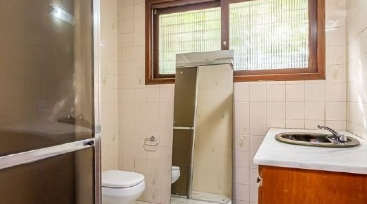 Apartamento à venda com 165m², 3 dormitórios, 1 suíte, 2 vagas, no bairro Ipanema em Porto Alegre