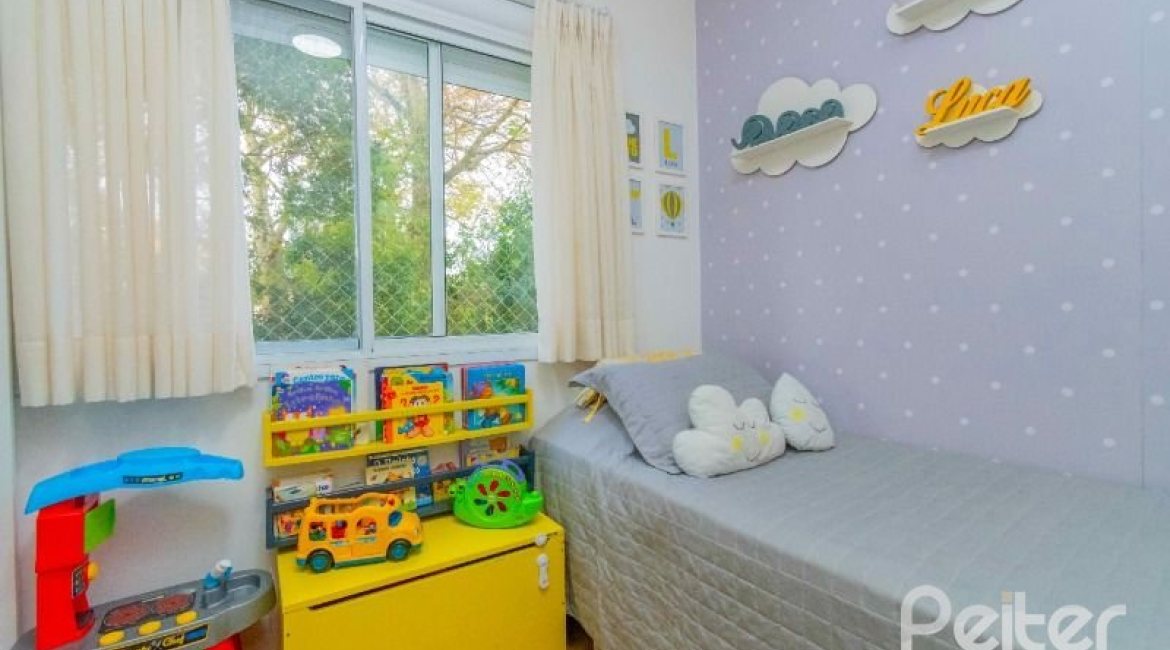 Apartamento à venda com 102m², 3 dormitórios, 1 suíte, 2 vagas, no bairro Tristeza em PORTO ALEGRE