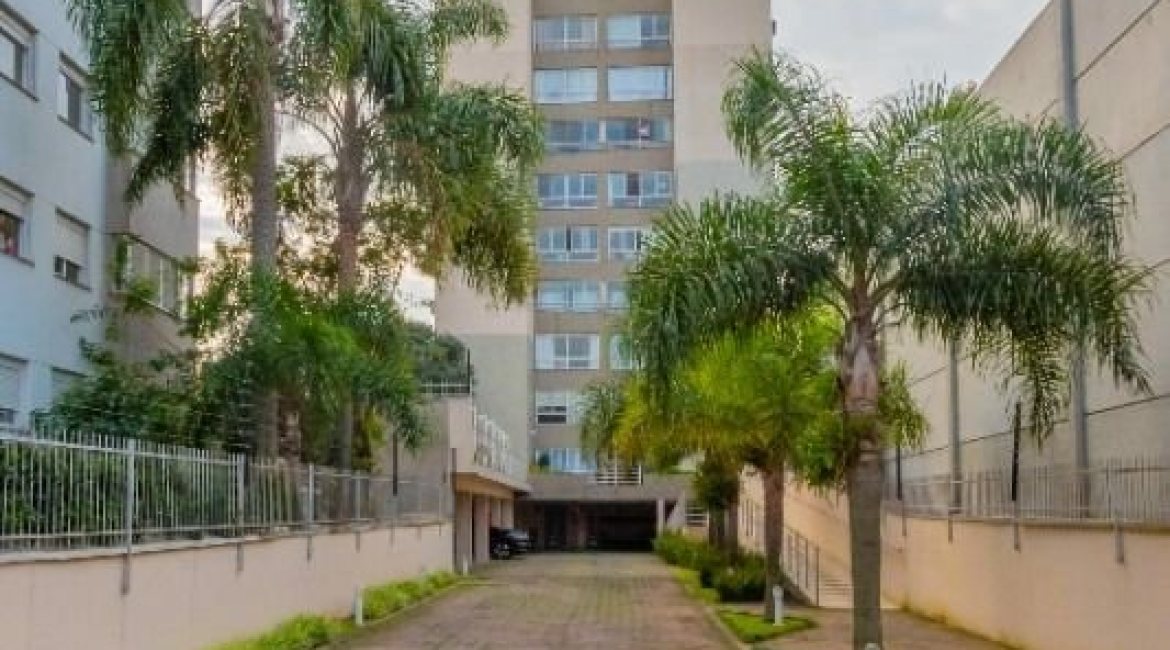 Apartamento à venda com 102m², 3 dormitórios, 1 suíte, 2 vagas, no bairro Tristeza em PORTO ALEGRE