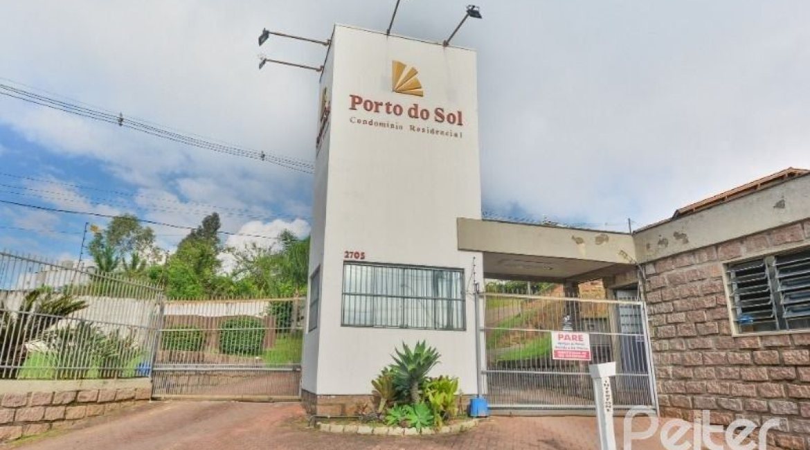 Casa em Condomínio à venda com 346m², 3 dormitórios, 1 suíte, 3 vagas, no bairro Ipanema em PORTO ALEGRE