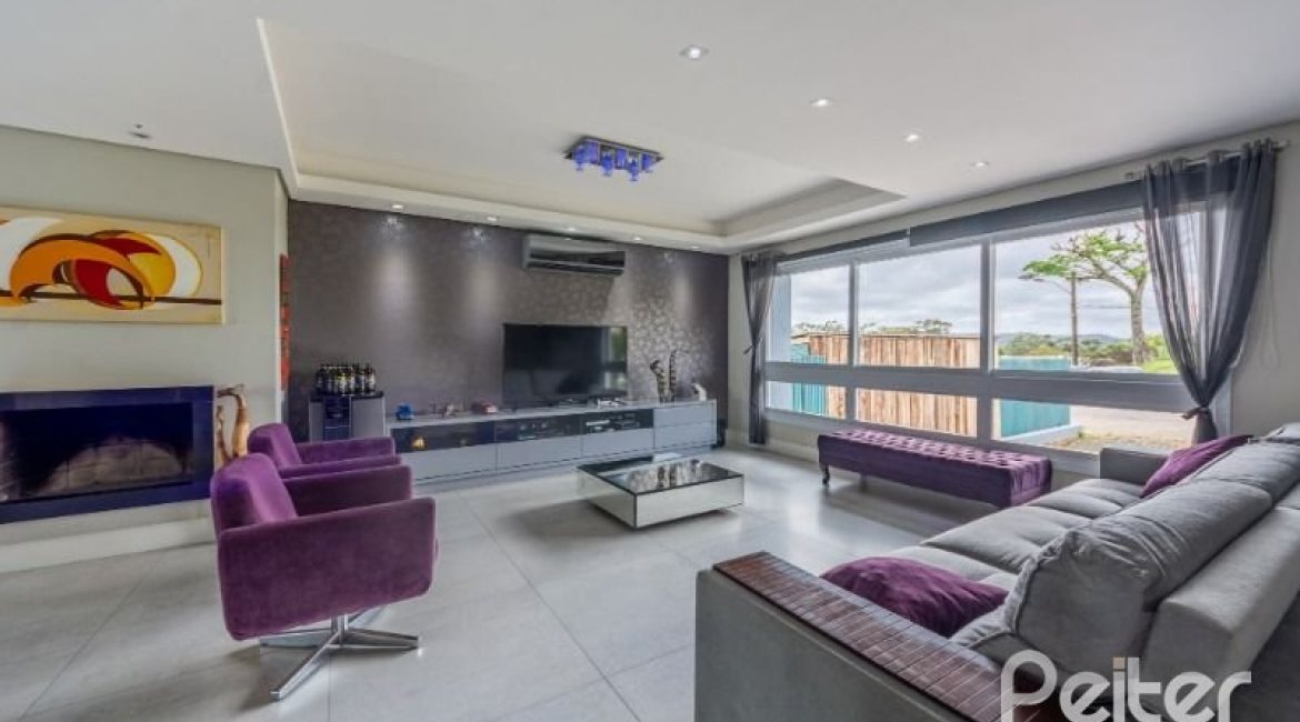 Casa em Condomínio à venda com 346m², 3 dormitórios, 1 suíte, 3 vagas, no bairro Ipanema em PORTO ALEGRE