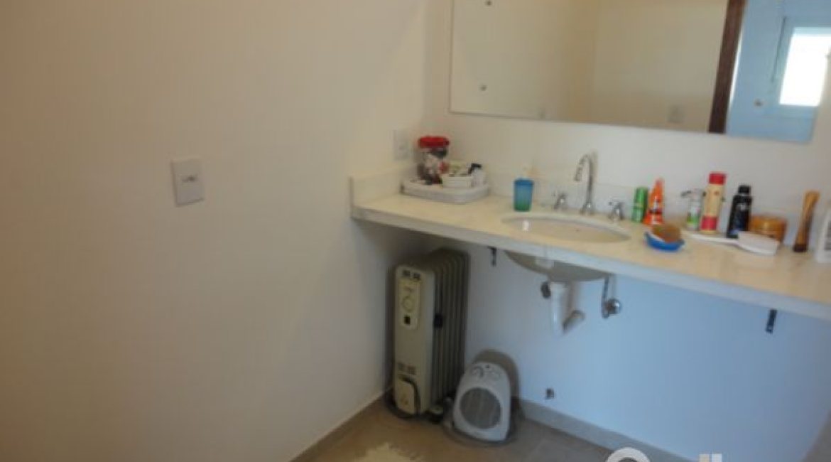 Casa em Condomínio à venda com 209m², 4 dormitórios, 2 suítes, 3 vagas, no bairro Hipica em PORTO ALEGRE