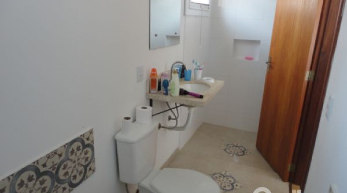 Casa em Condomínio à venda com 209m², 4 dormitórios, 2 suítes, 3 vagas, no bairro Hipica em PORTO ALEGRE