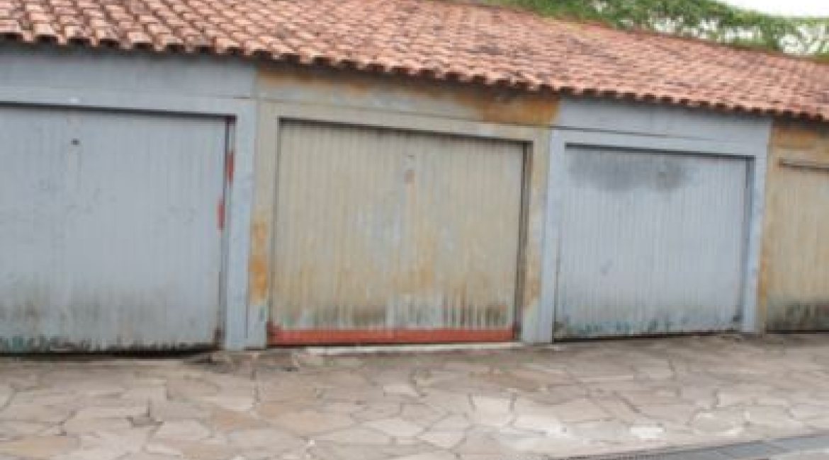 Apartamento à venda com 82m², 2 dormitórios, 1 vaga, no bairro Cristal em Porto Alegre