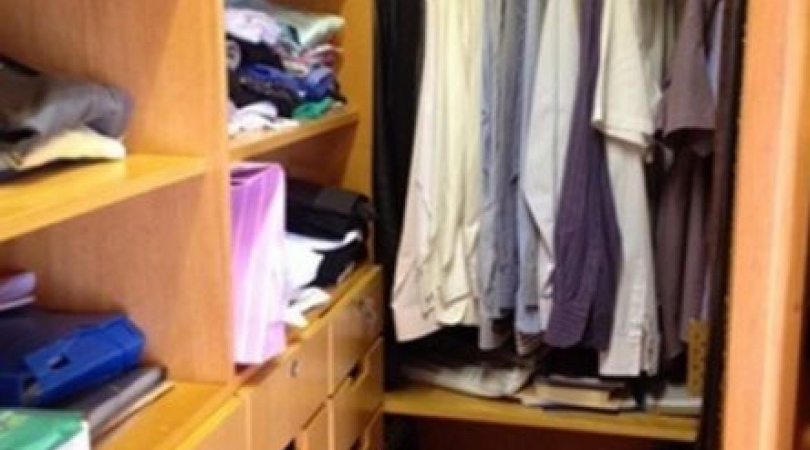 Casa em Condomínio à venda com 270m², 3 dormitórios, 1 suíte, 2 vagas, no bairro Tristeza em Porto Alegre