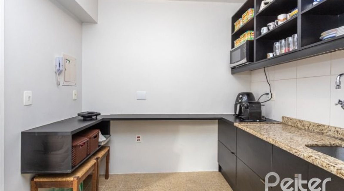 Casa em Condomínio à venda com 162m², 3 dormitórios, 1 suíte, 3 vagas, no bairro Tristeza em PORTO ALEGRE