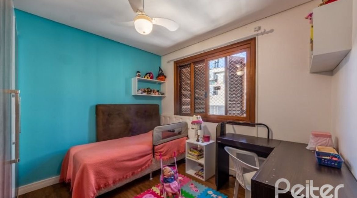 Cobertura à venda com 228m², 4 dormitórios, 2 suítes, 2 vagas, no bairro Tristeza em PORTO ALEGRE