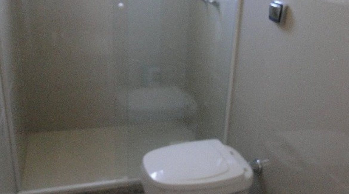 Casa em Condomínio à venda com 288m², 4 dormitórios, 2 suítes, 2 vagas, no bairro Knorr em Porto Alegre