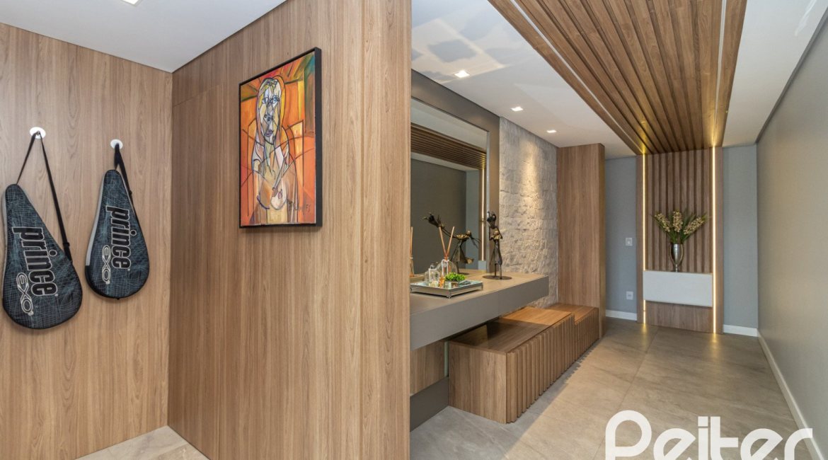 Casa em Condomínio à venda com 411m², 4 dormitórios, 4 suítes, 6 vagas, no bairro Alphaville em PORTO ALEGRE