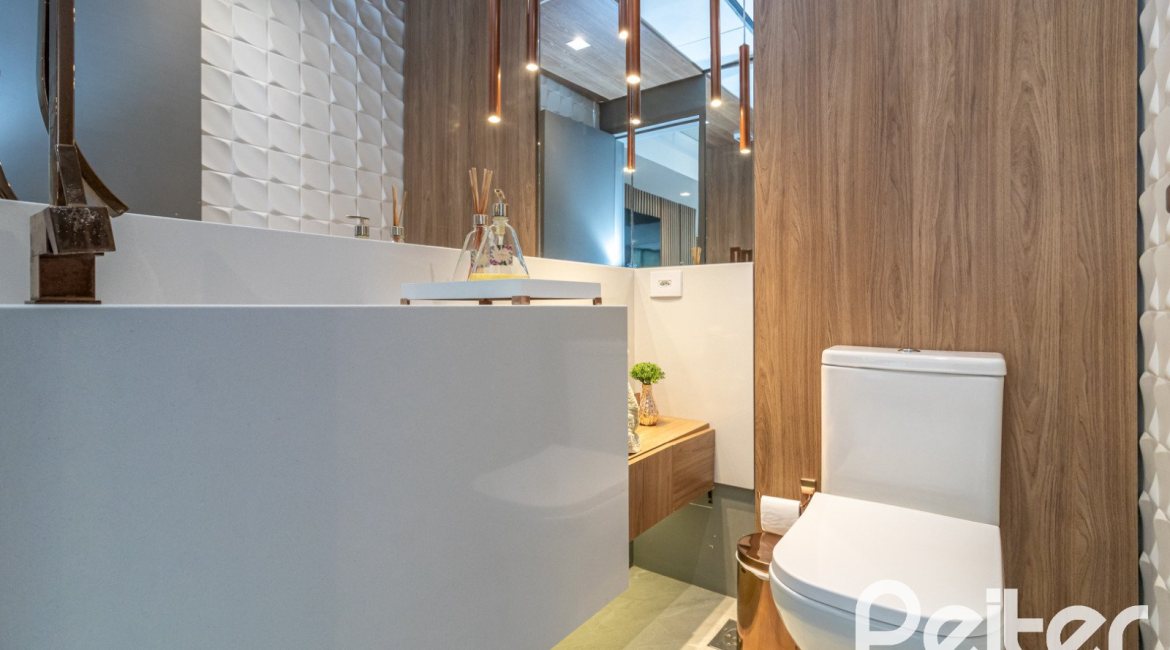 Casa em Condomínio à venda com 411m², 4 dormitórios, 4 suítes, 6 vagas, no bairro Alphaville em PORTO ALEGRE