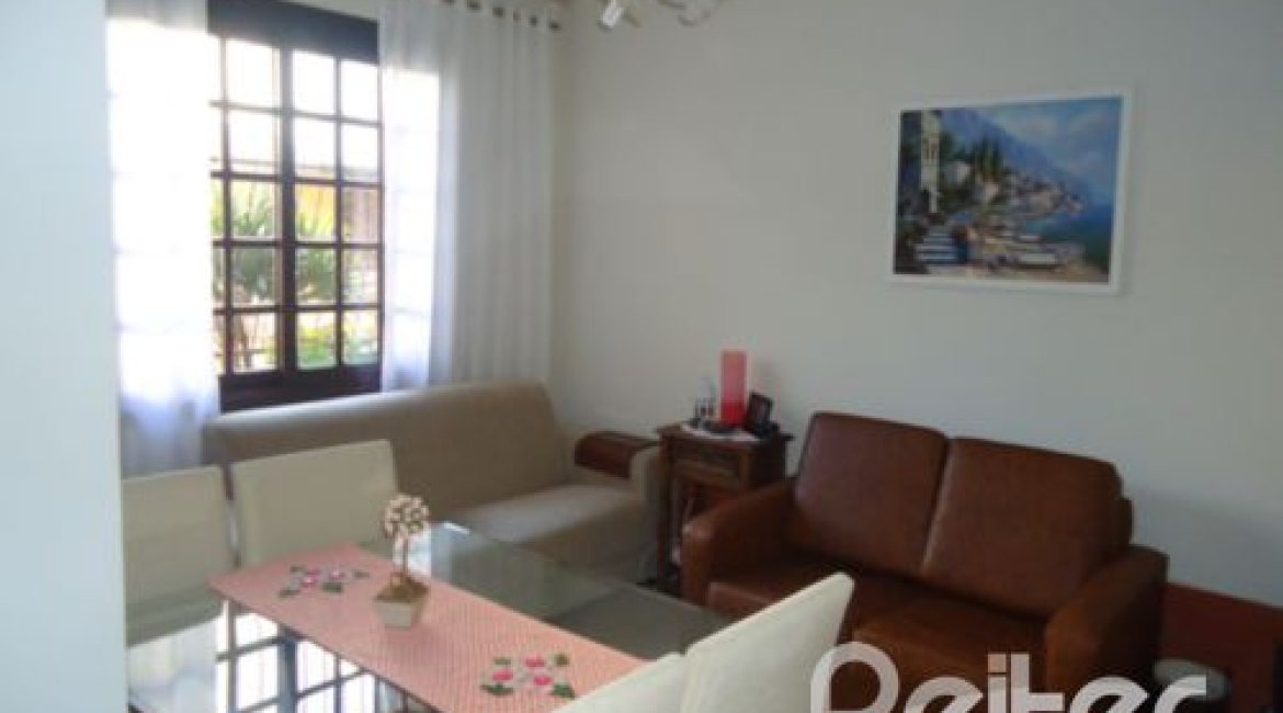 Casa em Condomínio à venda com 120m², 3 dormitórios, 1 vaga, no bairro Cavalhada em Porto Alegre