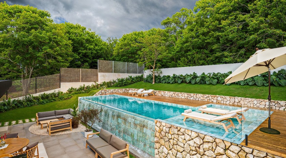 Casa em Condomínio à venda com 300m², 4 dormitórios, 4 suítes, 4 vagas, no bairro Alphaville em PORTO ALEGRE