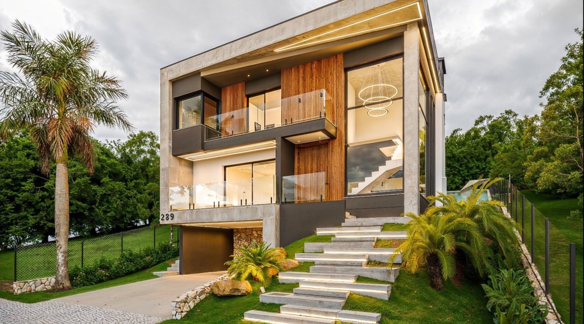 Casa em Condomínio à venda com 300m², 4 dormitórios, 4 suítes, 4 vagas, no bairro Alphaville em PORTO ALEGRE