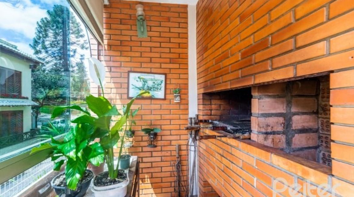 Apartamento à venda com 139m², 3 dormitórios, 1 suíte, 2 vagas, no bairro Tristeza em Porto Alegre