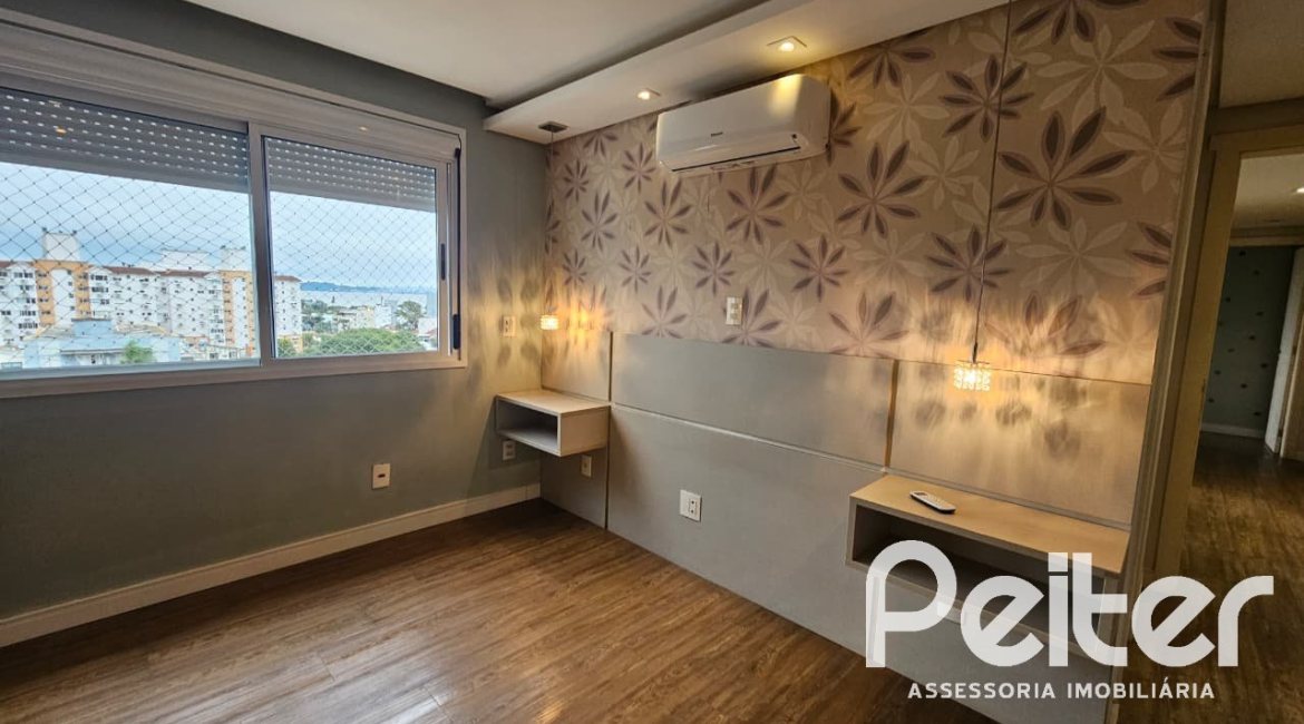 Apartamento à venda com 102m², 3 dormitórios, 1 suíte, 2 vagas, no bairro Tristeza em PORTO ALEGRE