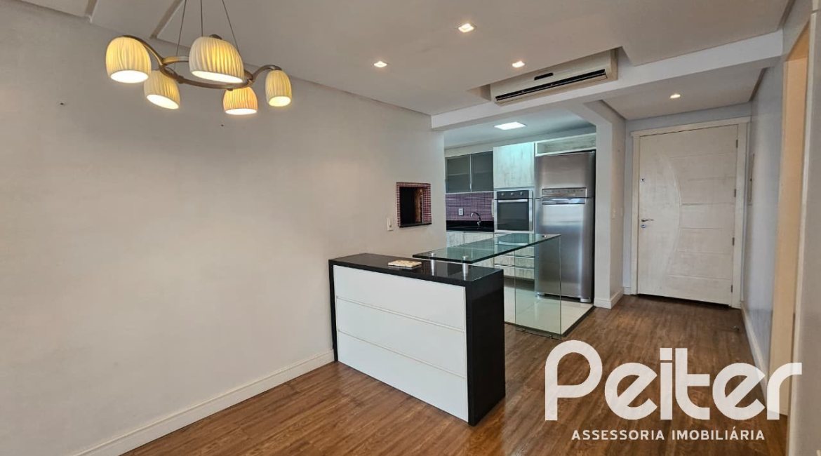 Apartamento à venda com 102m², 3 dormitórios, 1 suíte, 2 vagas, no bairro Tristeza em PORTO ALEGRE