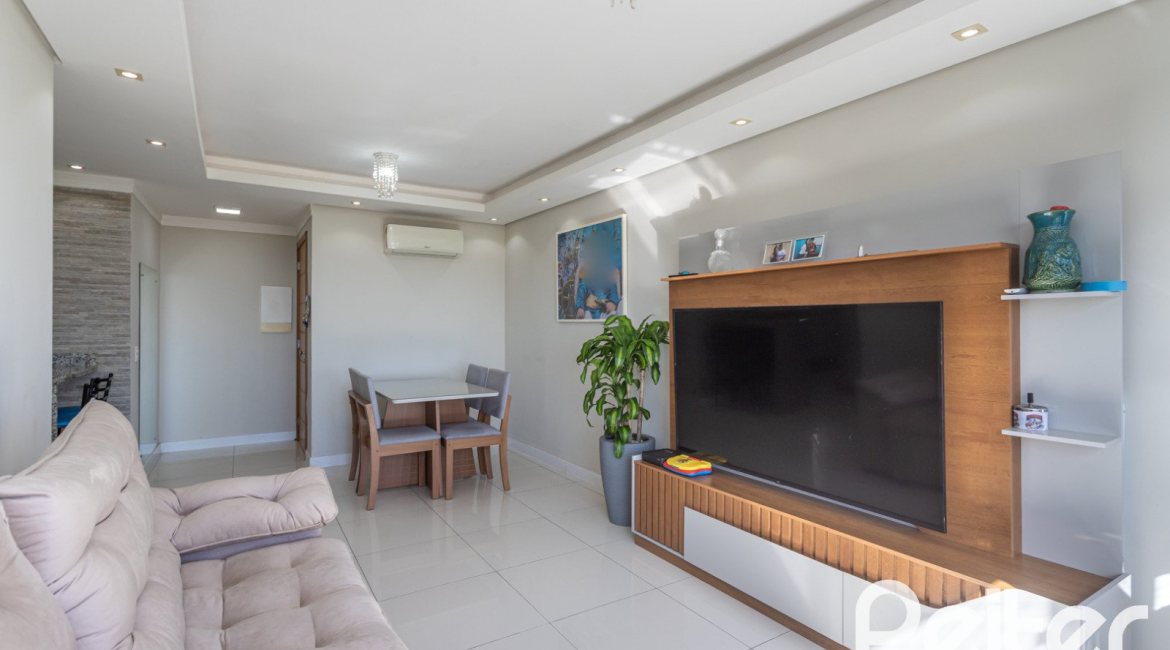 Apartamento à venda com 89m², 3 dormitórios, 1 suíte, 2 vagas, no bairro Ipanema em PORTO ALEGRE