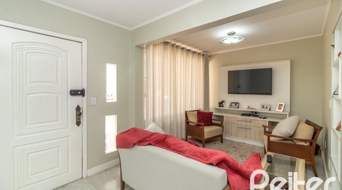 Casa em Condomínio à venda com 159m², 3 dormitórios, 1 suíte, 2 vagas, no bairro Tristeza em Porto Alegre