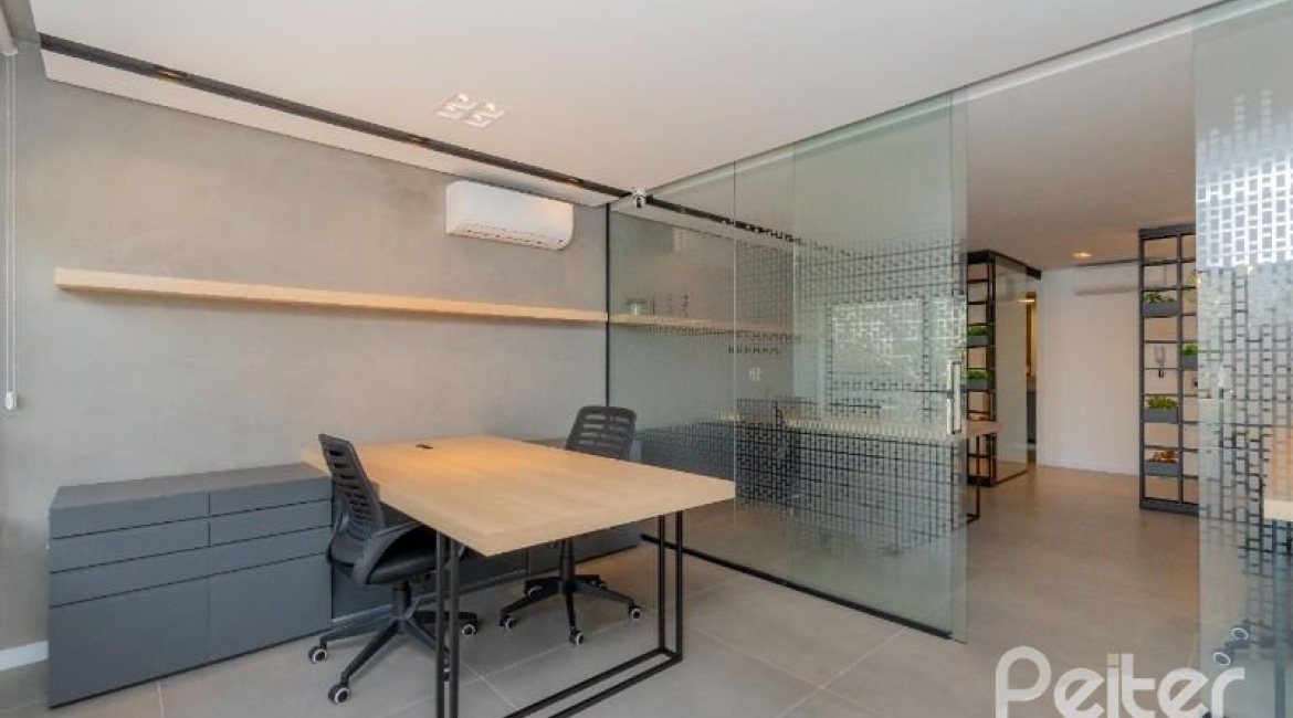  à venda, no bairro  em 