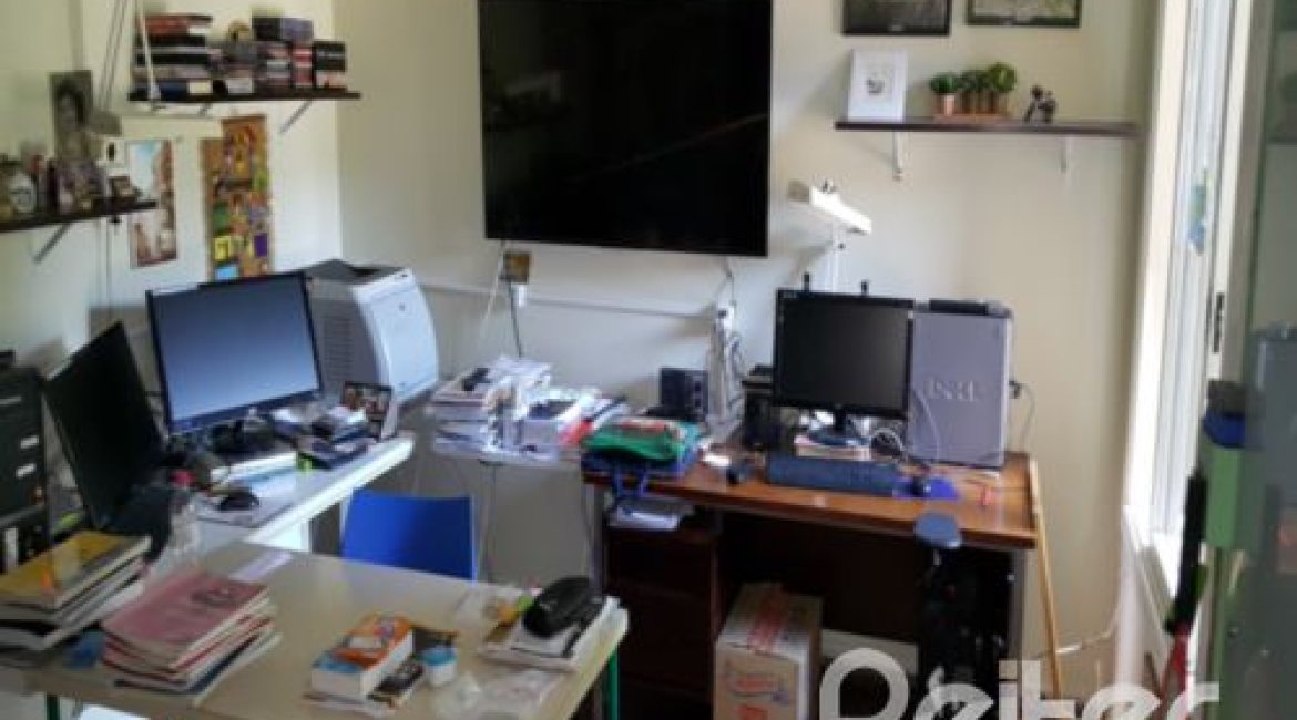 Casa à venda com 428m², 5 dormitórios, 4 suítes, 8 vagas, no bairro Vila Assunção em Porto Alegre