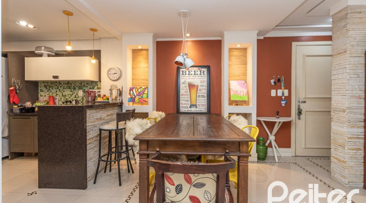 Apartamento à venda com 113m², 3 dormitórios, 1 suíte, 3 vagas, no bairro Tristeza em Porto Alegre