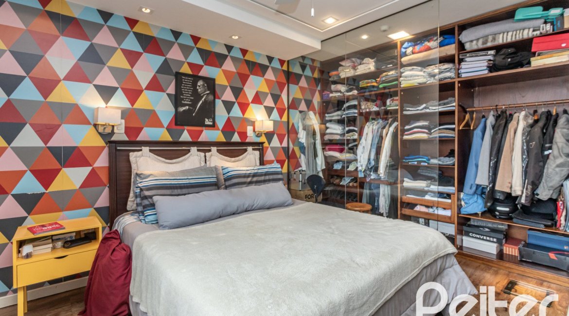 Apartamento à venda com 113m², 3 dormitórios, 1 suíte, 3 vagas, no bairro Tristeza em Porto Alegre