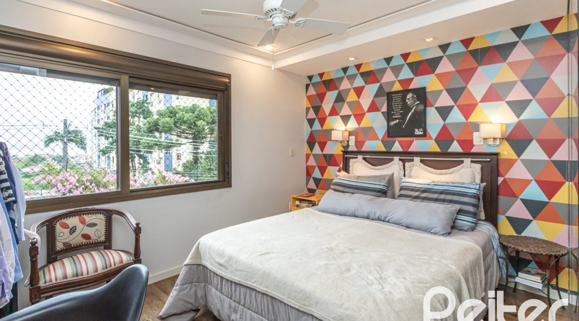 Apartamento à venda com 113m², 3 dormitórios, 1 suíte, 3 vagas, no bairro Tristeza em Porto Alegre