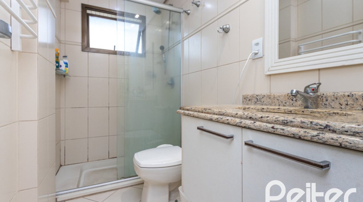 Apartamento à venda com 113m², 3 dormitórios, 1 suíte, 3 vagas, no bairro Tristeza em Porto Alegre