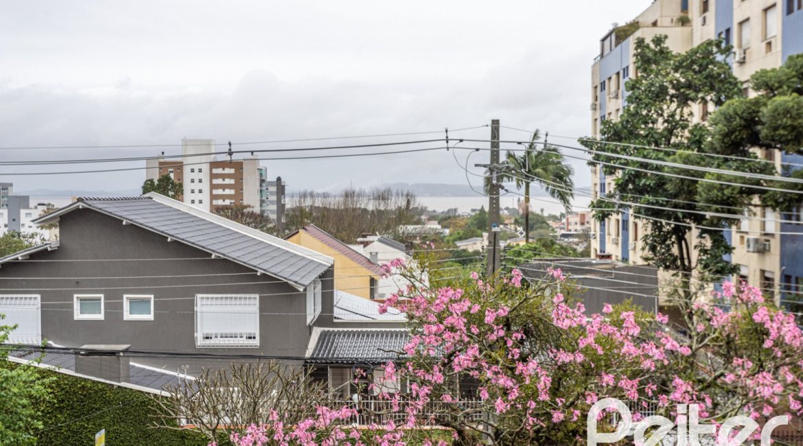 Apartamento à venda com 113m², 3 dormitórios, 1 suíte, 3 vagas, no bairro Tristeza em Porto Alegre