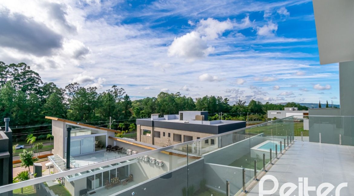 Casa em Condomínio à venda com 292m², 4 dormitórios, 4 suítes, 4 vagas, no bairro Alphaville em PORTO ALEGRE