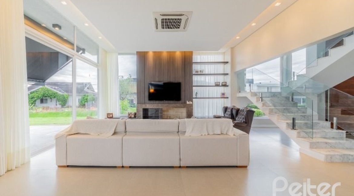  à venda, no bairro  em 