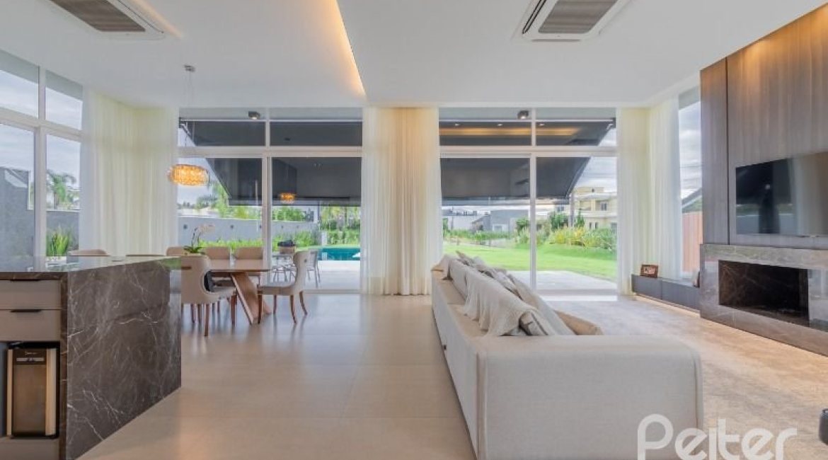  à venda, no bairro  em 