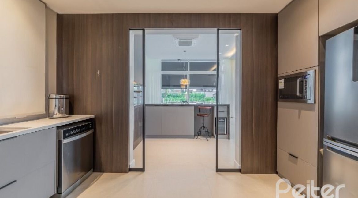  à venda, no bairro  em 