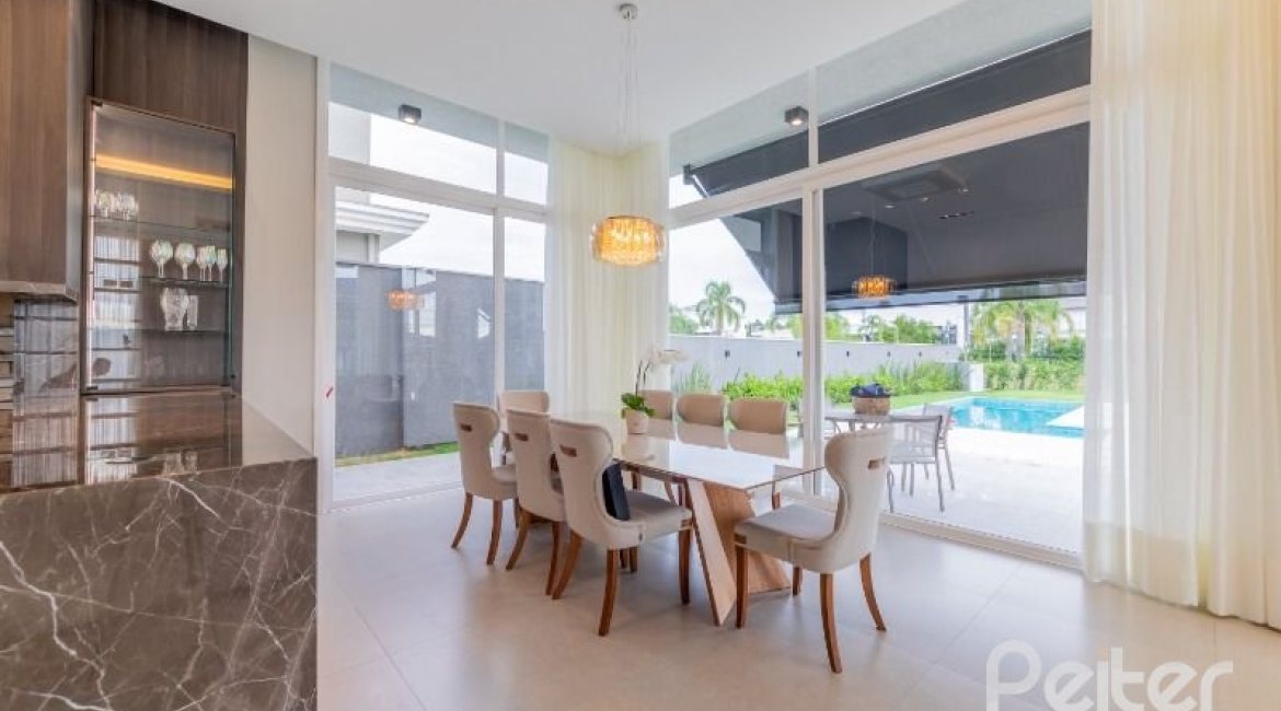  à venda, no bairro  em 