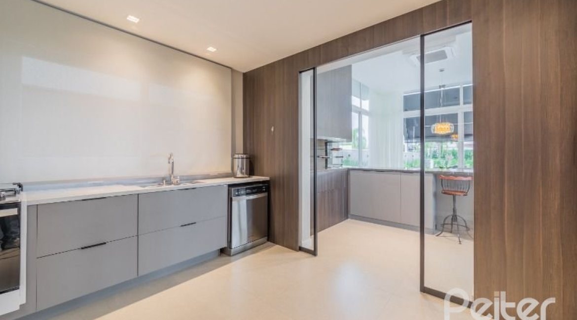  à venda, no bairro  em 