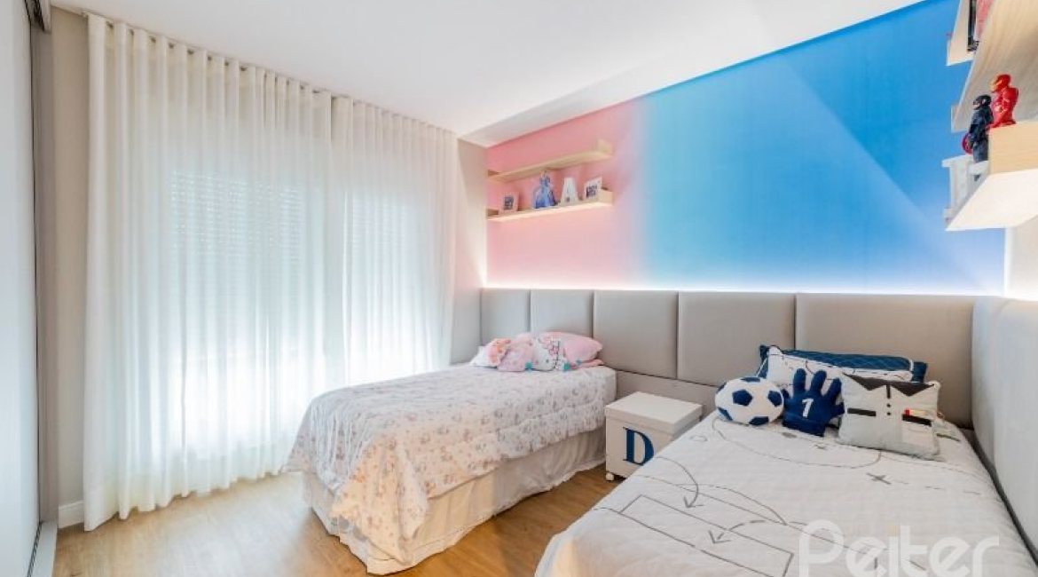  à venda, no bairro  em 