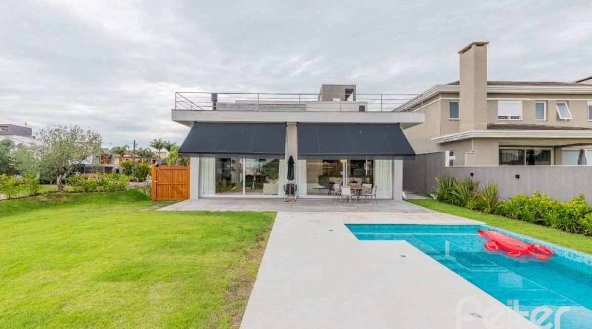  à venda, no bairro  em 