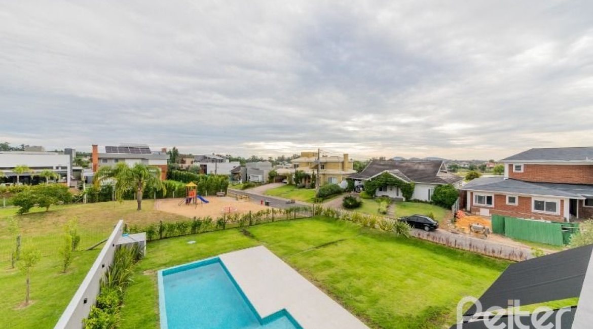  à venda, no bairro  em 