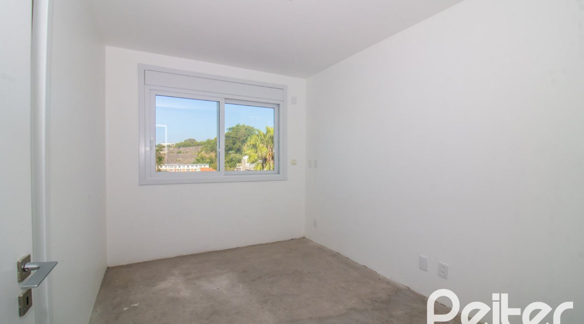 Apartamento à venda com 177m², 3 dormitórios, 3 suítes, 3 vagas, no bairro Menino Deus em Porto Alegre