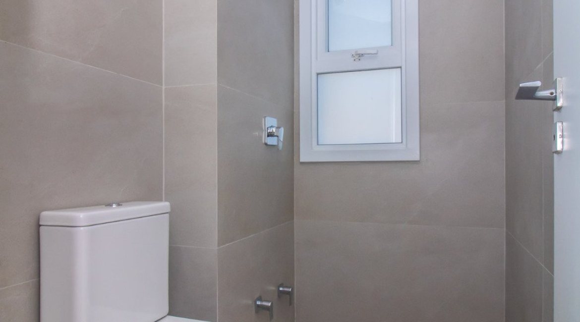 Apartamento à venda com 177m², 3 dormitórios, 3 suítes, 3 vagas, no bairro Menino Deus em Porto Alegre